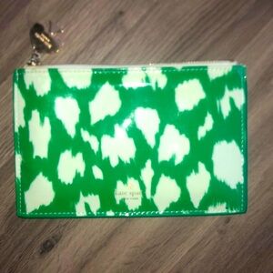 Kate Spade Green and White travel case